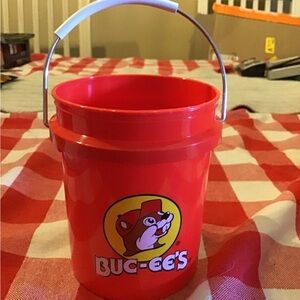 Buc-ee’s tiny bucket collectible 1 count -New